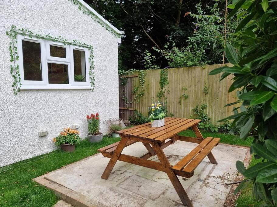 Charming Cottage Next To John Radcliffe Hospital With Free Parking Οξφόρδη Εξωτερικό φωτογραφία